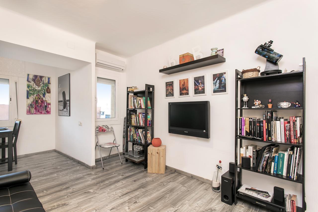 Apartamento Baba Оспиталет-де-Льобрегат Экстерьер фото